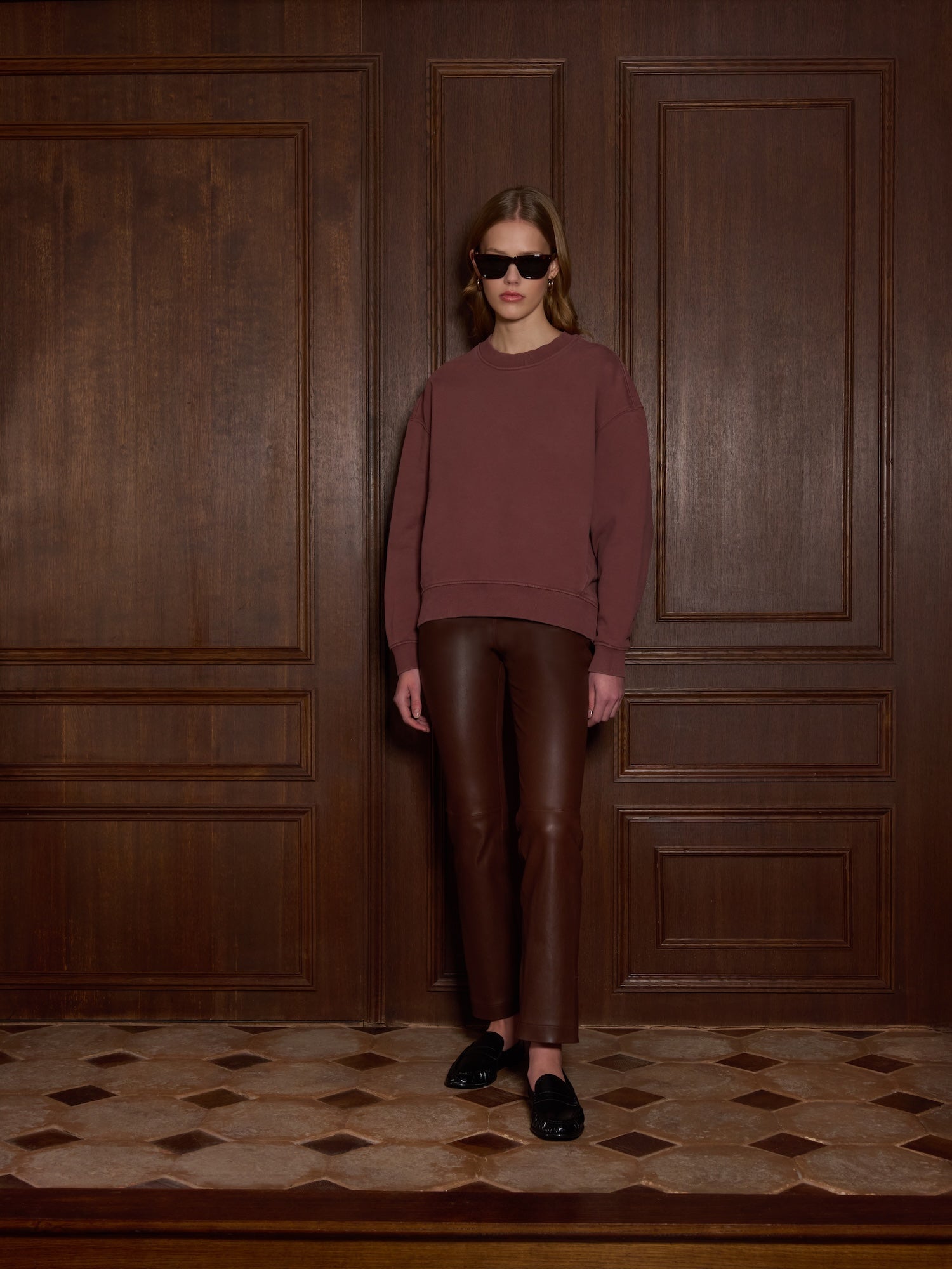 Oracle stretch lamb leather plongé