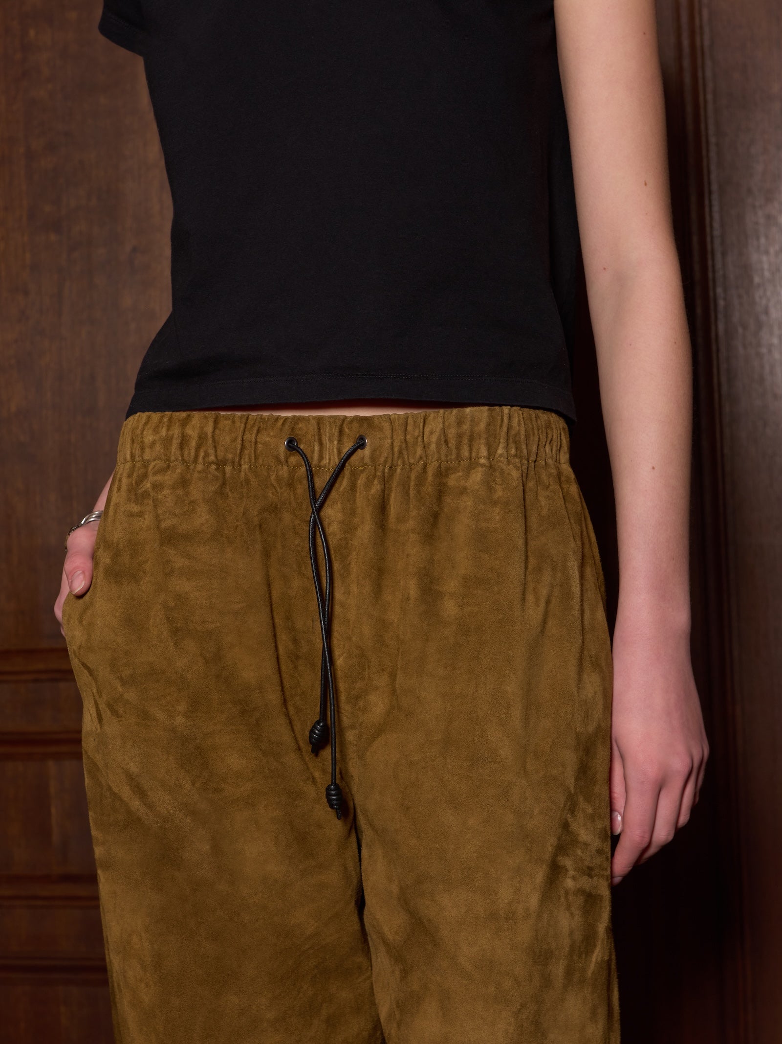 Lutz stretch lamb leather suede