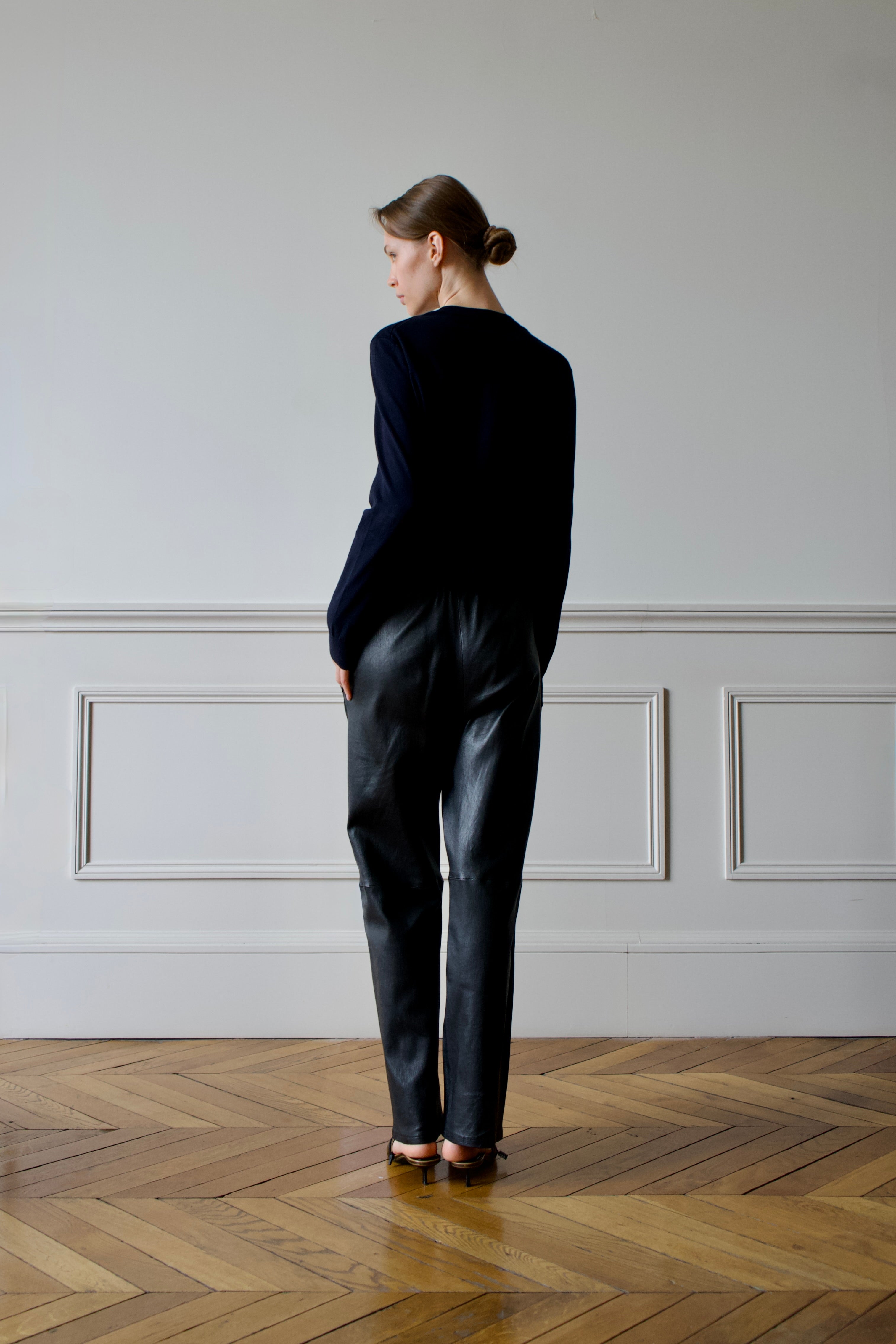 Lutz stretch lamb leather plongé
