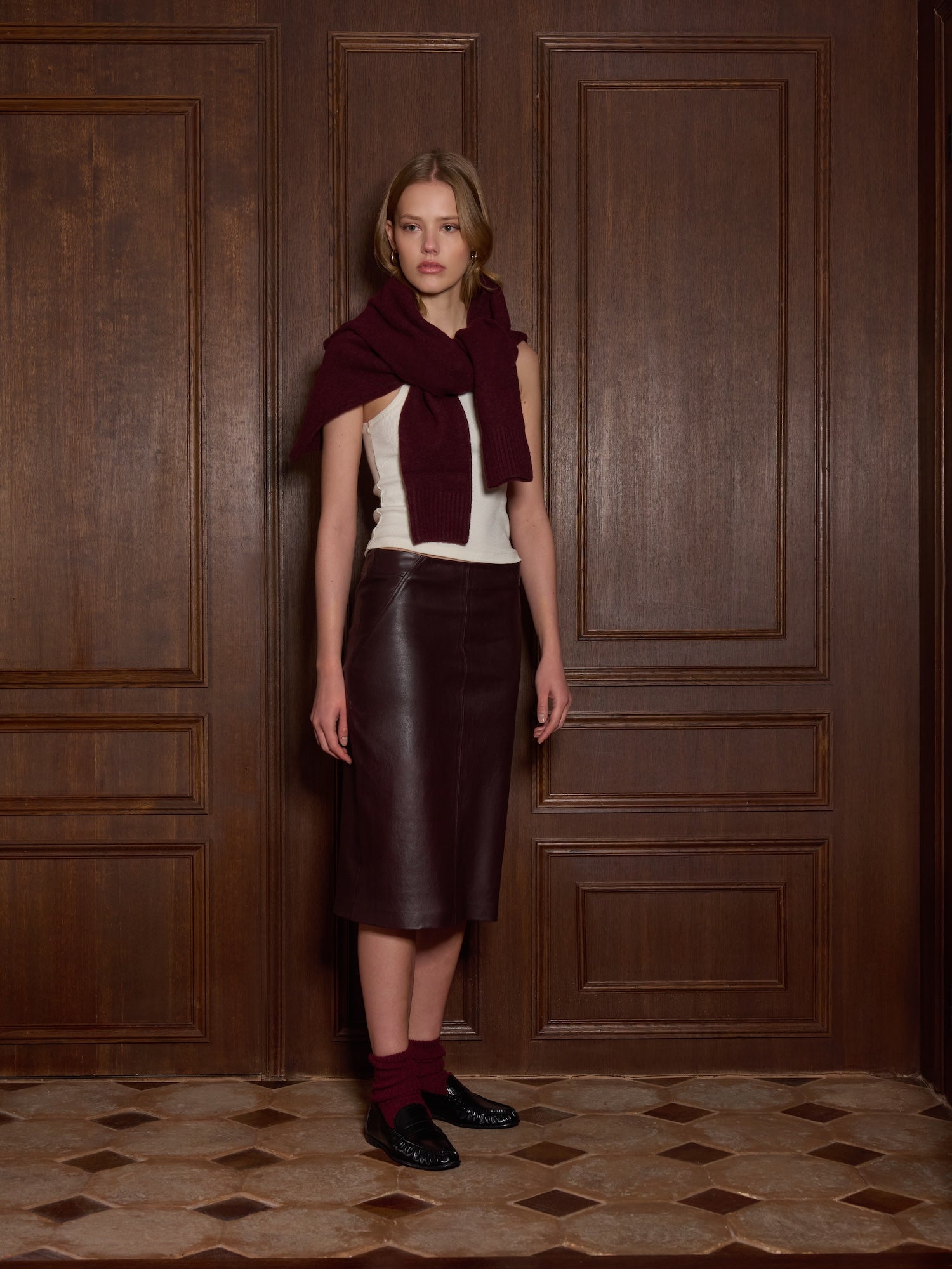 Question stretch lamb leather plongé