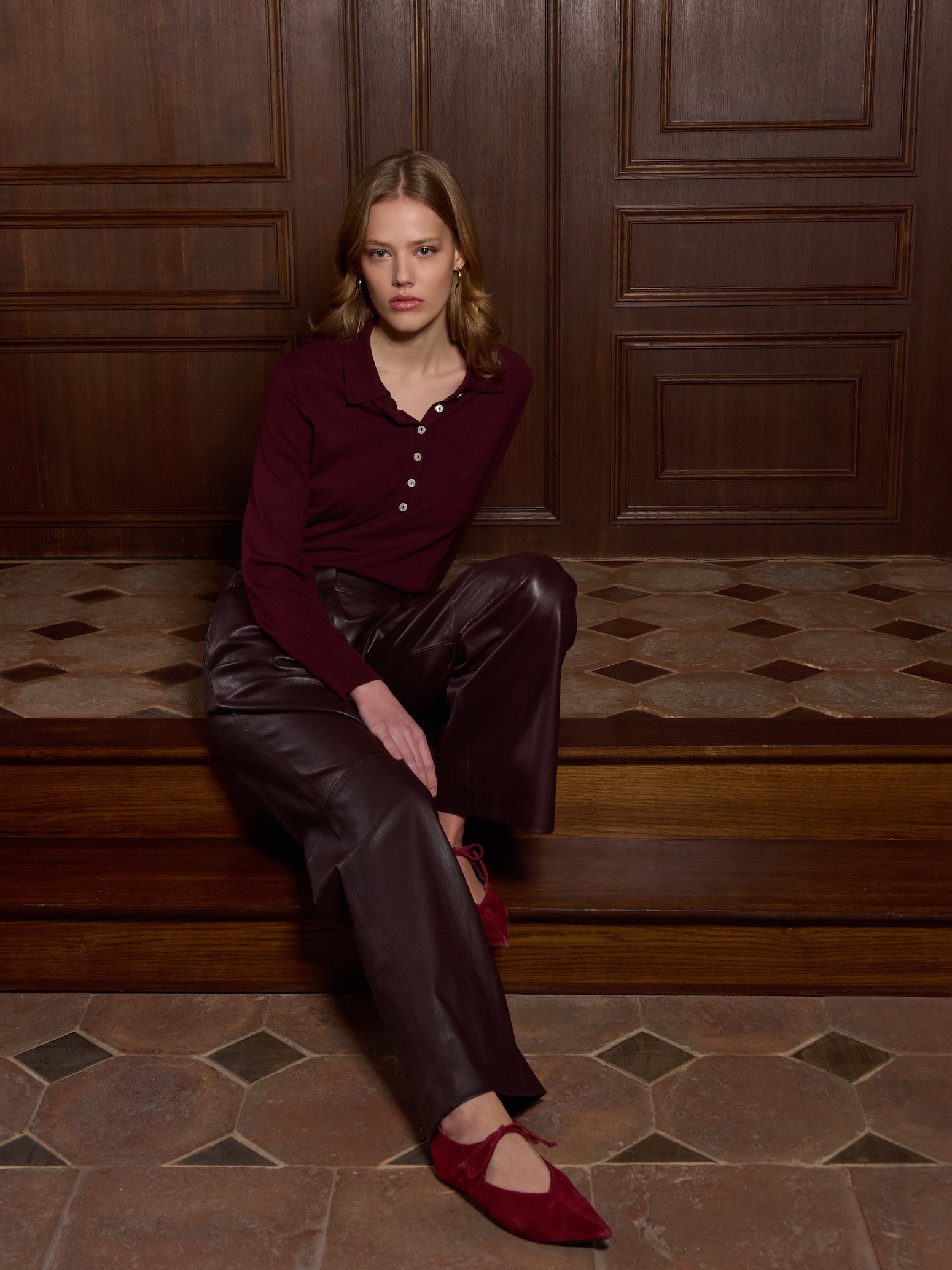 Revolution stretch lamb leather plongé